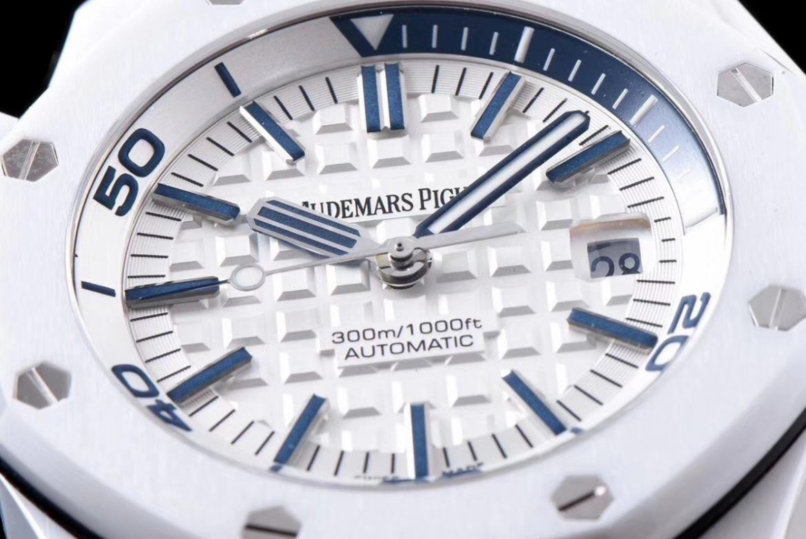126519ln-0002 Daytona Cosmograph