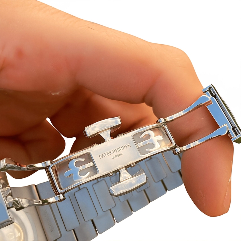 NAUTILUS 5712 PERSONALIZADO A240 SUPER CLON 2025