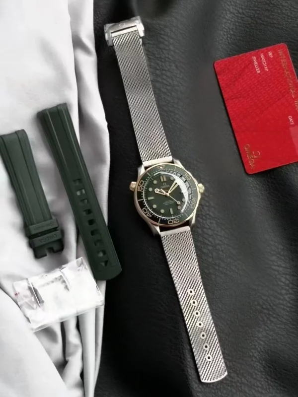 Omega Seamaster Diver 300M Titanio y Bronce con Dial Verde