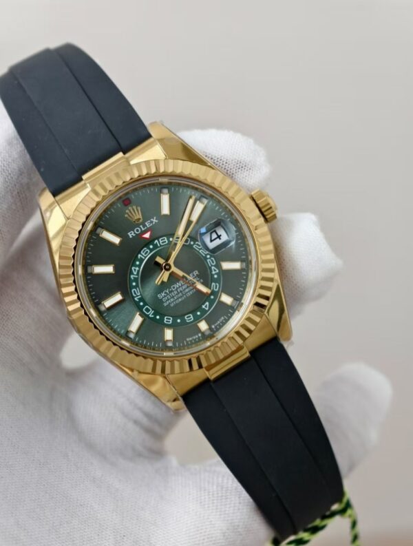 336238-0004 SKY-DWELLER | 2025