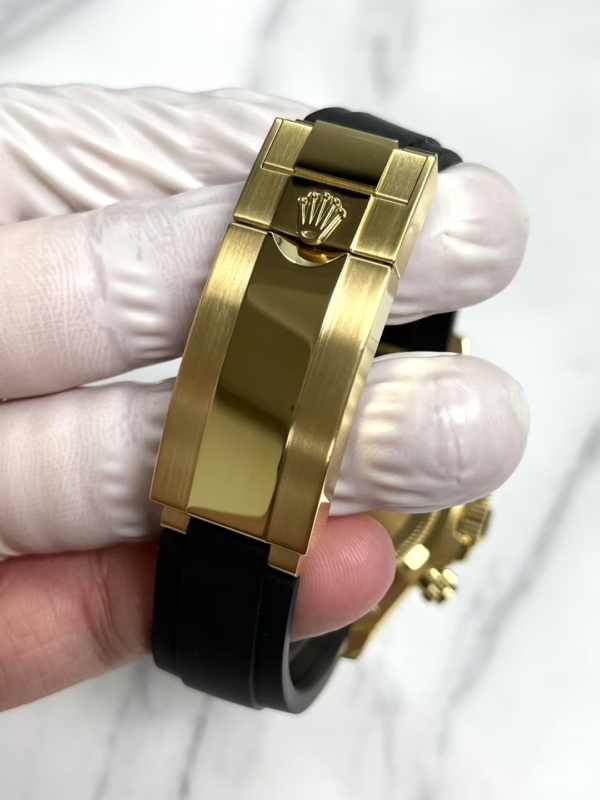 235.10.38.20.06.001 seamaster Railmaster_2