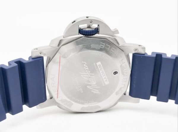 PAM01676 Submersible QuarantaQuattro Mike Horn