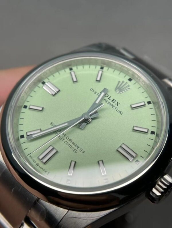 134300-0006 Oyster Perpetual 41mm Pistachio