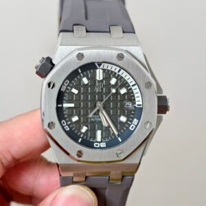 15720ST.OO.A009CA.01 ROYAL OAK OFFSHORE |2025|