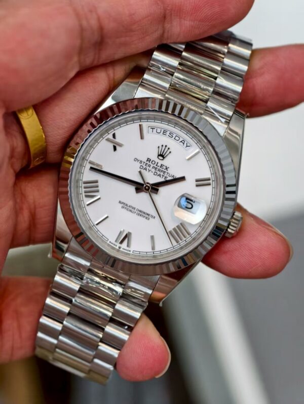 DAY-DATE 40 228239-0046