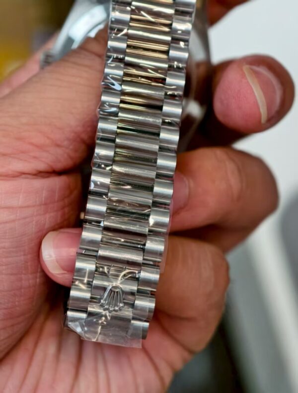 DAY-DATE 40 228239-0046