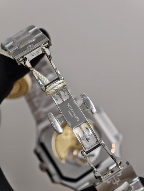 Patek Philippe Cubitus 5821/1A-001