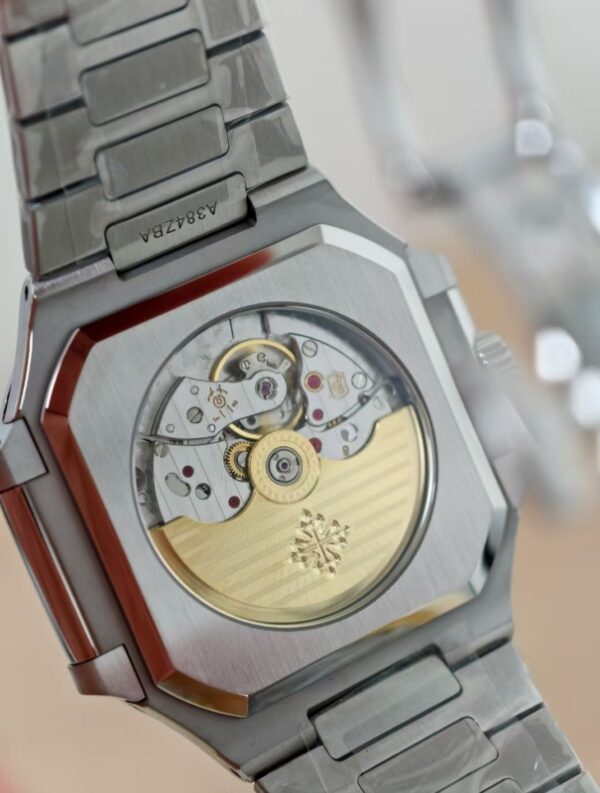 Patek Philippe Cubitus 5821/1A-001