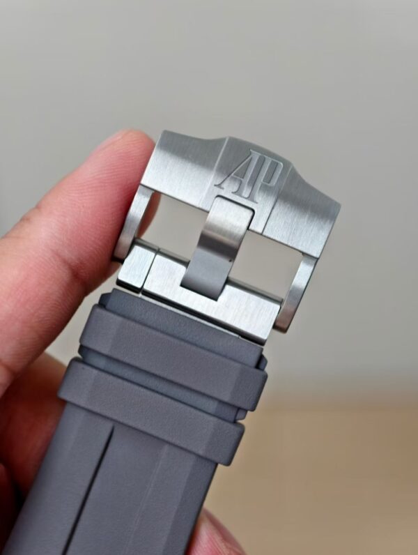 15720ST.OO.A009CA.01 ROYAL OAK OFFSHORE |2025|