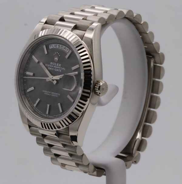 228239-0060 Day-Date 40 Oro Blanco