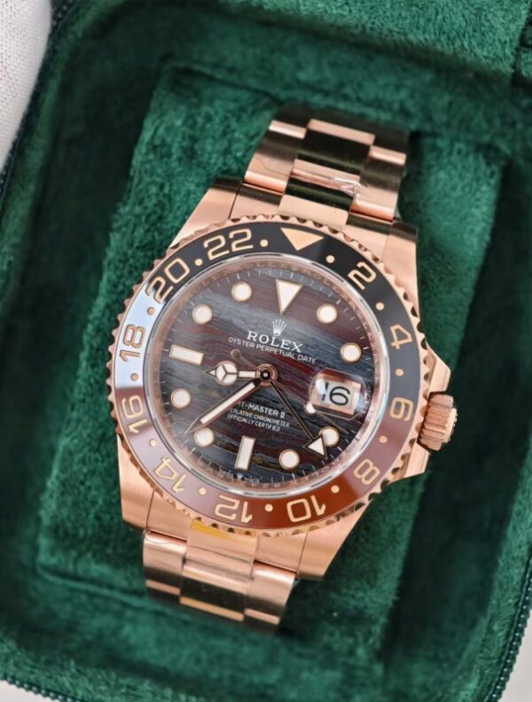 126715CHNR-0002 GMT-MASTER II