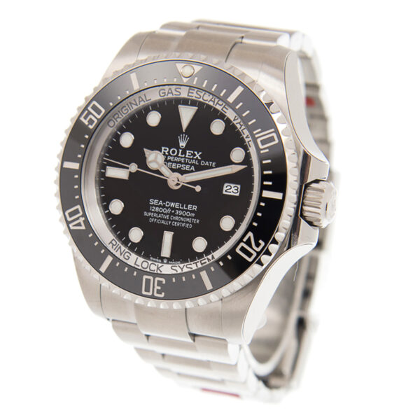 Sea-Dweller Deepsea 126660-0001