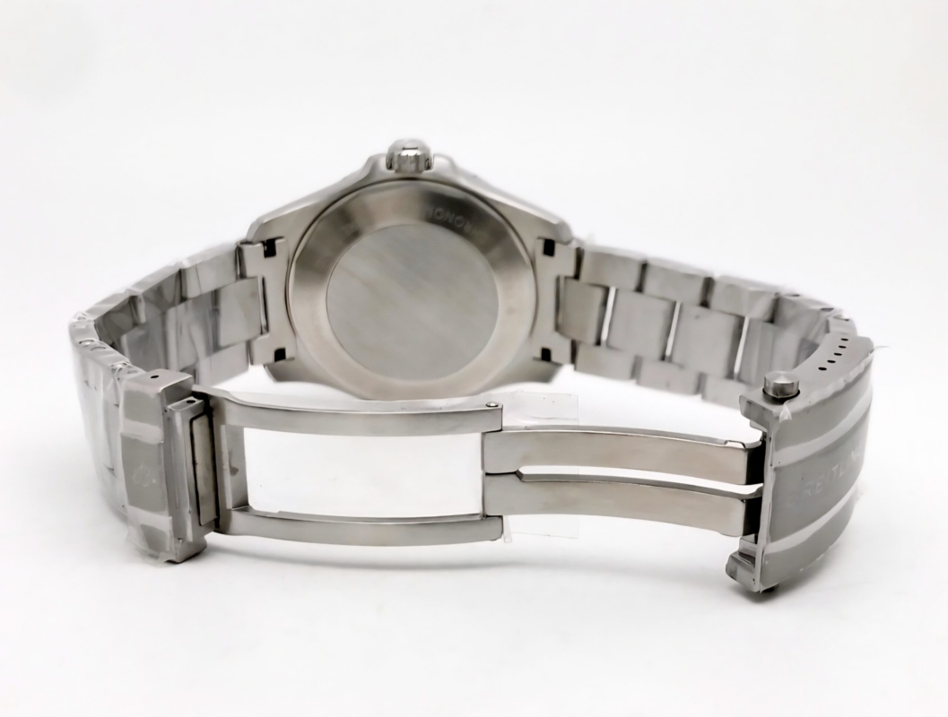 A32320101C1A1 Avenger Automatic GMT 44