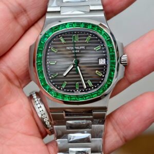 Patek Philippe Nautilus 5711/113P-001
