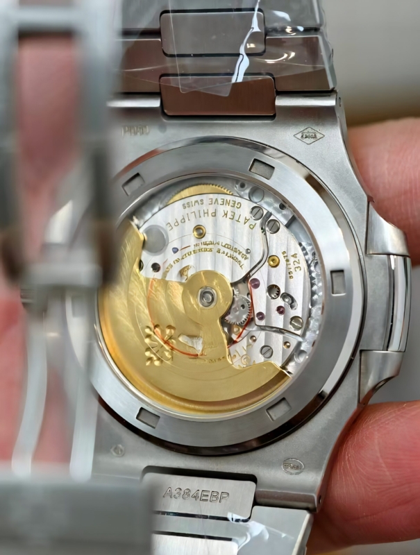 Patek Philippe Nautilus 5711/113P-001