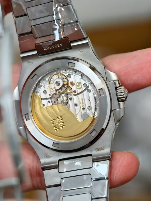 Patek Philippe Nautilus 5711/113P-001