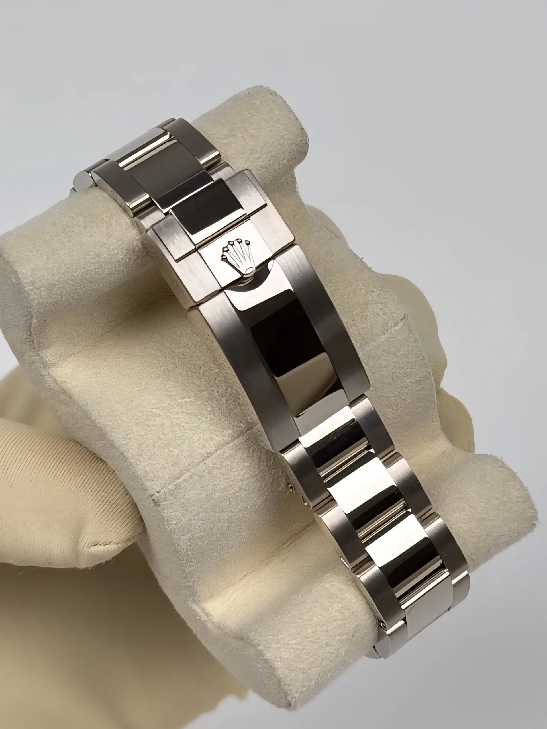 Daytona Cosmograph Baguette Rubíes 126599TRU