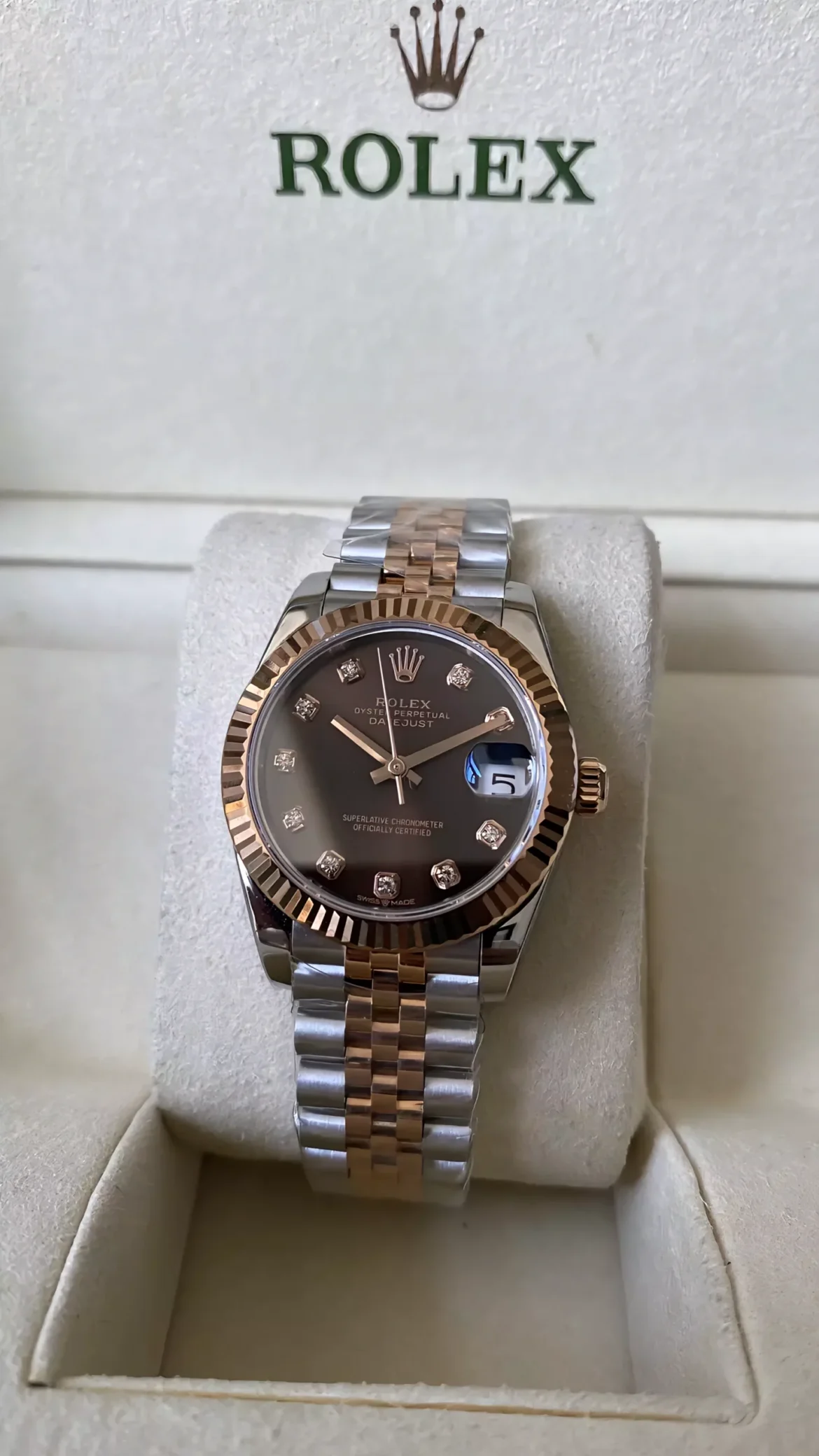 Audemars Piguet - 2025 - 26240BA.GG.1324BA.01 vide-1