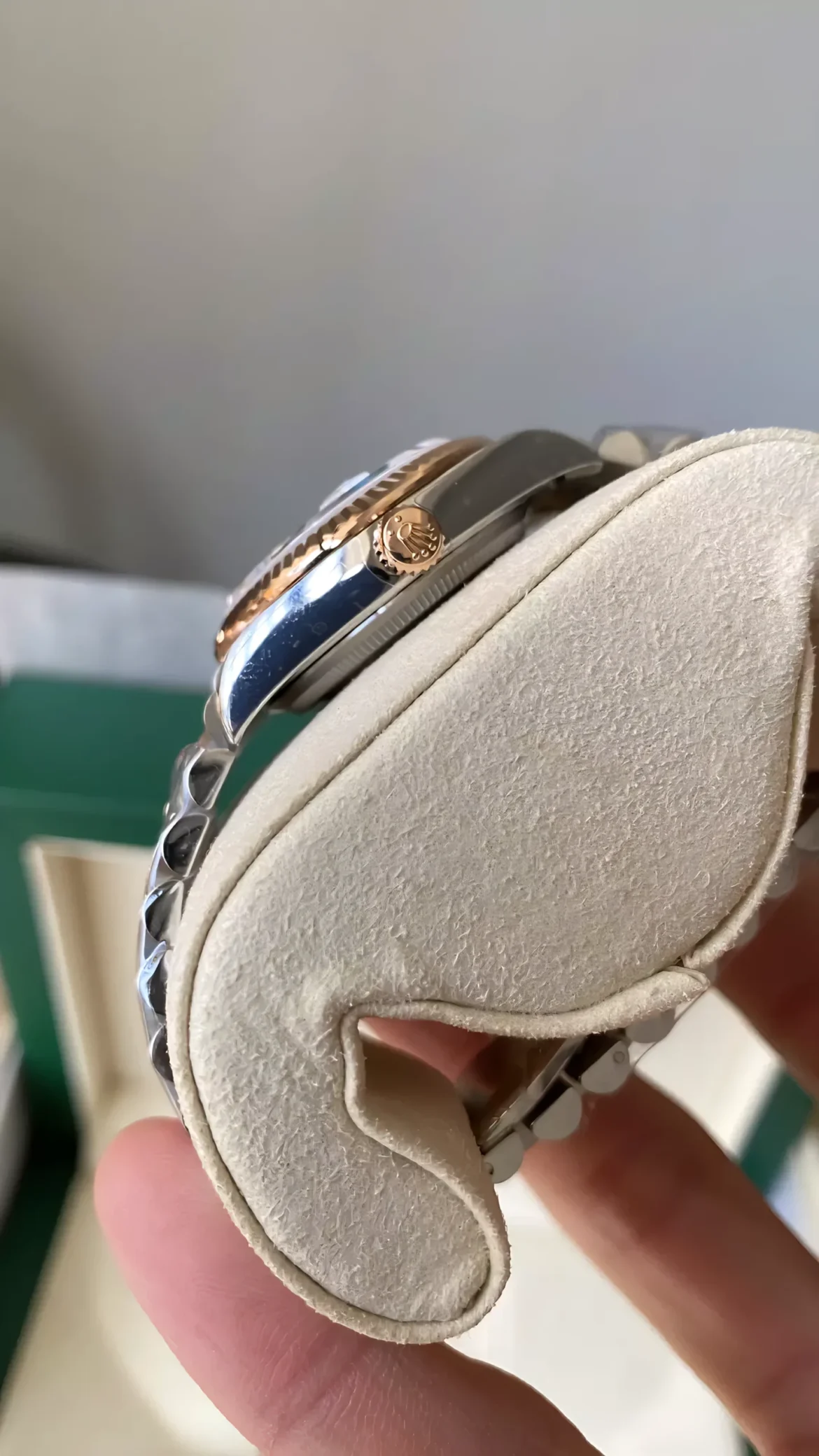 Audemars Piguet - 2025 - 26240BA.GG.1324BA.01 vide-1