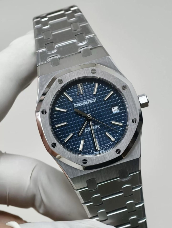 15300ST.OO.1220ST.02 Audemars Piguet 39